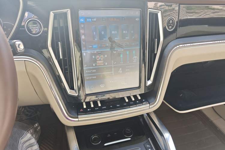 Used Zotye T700 2017 1.8T Dual-Clutch Luxury Model Audio And AC Panel