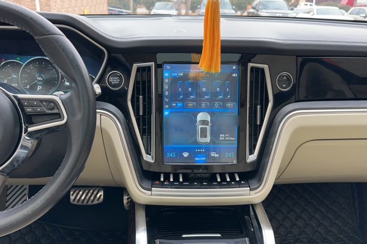 Used Zotye T700 2017 1.8T Dual-Clutch Prestige Model Audio And AC Panel