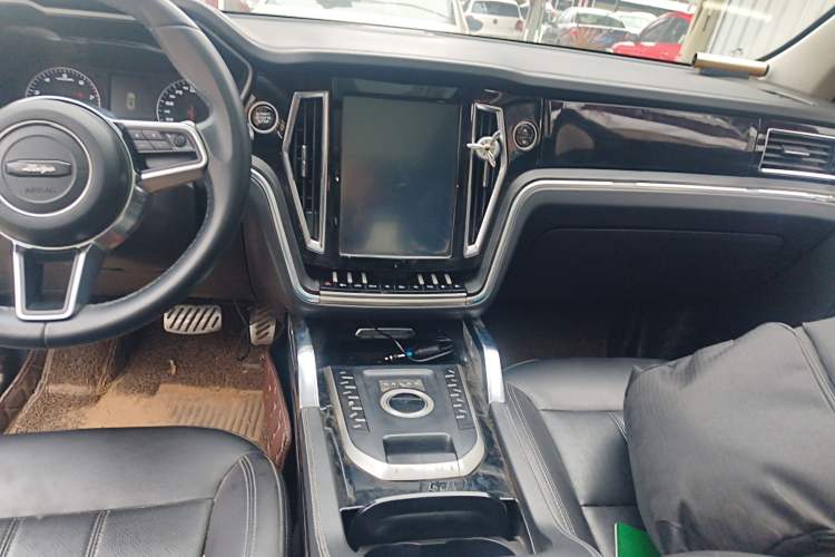 Used Zotye T700 2017 1.8T Dual-Clutch Luxury Model Audio And AC Panel