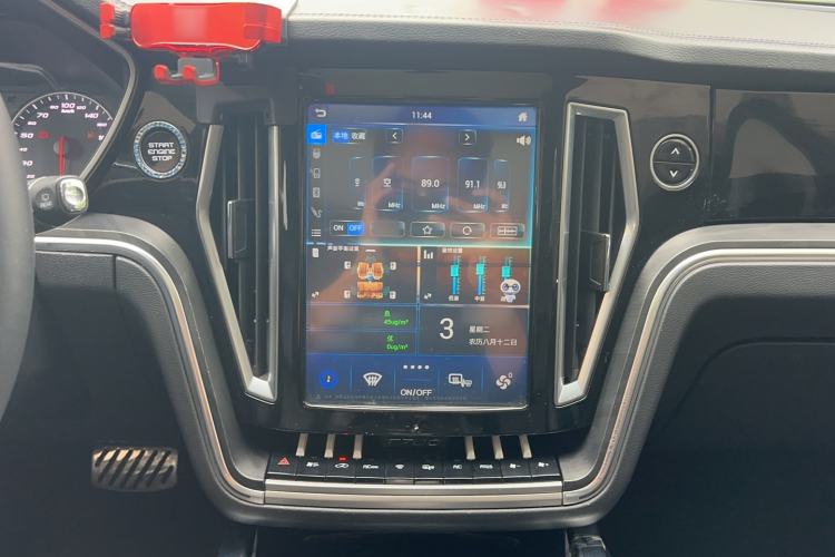 Used Zotye T700 2017 1.8T Dual-Clutch Luxury Model Audio And AC Panel