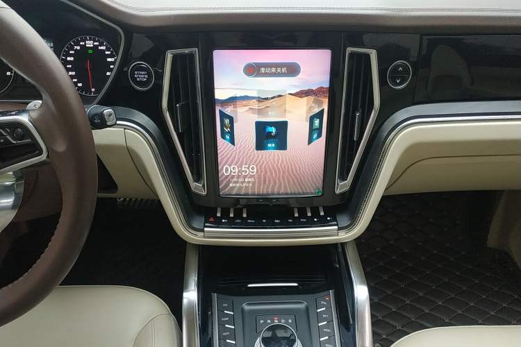 Used Zotye T700 2017 1.8T Dual-Clutch Luxury Model Audio And AC Panel