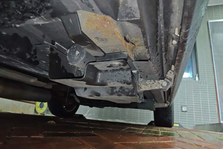 Used Zotye T700 2017 1.8T Dual-Clutch Flagship Model Chassis Front Left