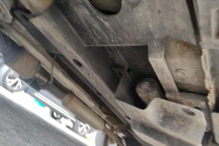 Used Zotye T700 2017 1.8T Dual-Clutch Prestige Model Chassis Front Left