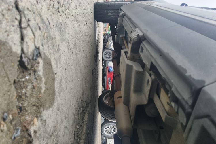 Used Zotye T700 2017 1.8T Dual-Clutch Flagship Model Chassis Front Right