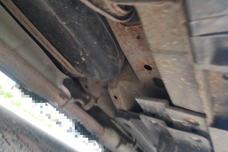 Used Zotye T700 2017 1.8T Dual-Clutch Prestige Model Chassis Rear Right