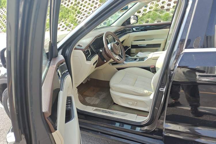 Used Zotye T700 2017 1.8T Dual-Clutch Luxury Model Driver Seat
