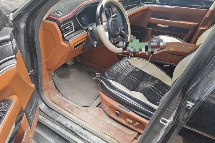 Used Zotye T700 2017 1.8T Dual-Clutch Flagship Model Driver Seat