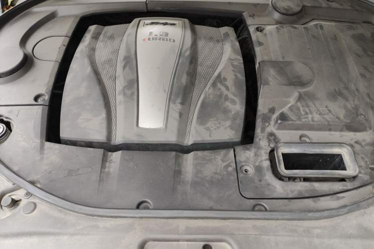 Used Zotye T700 2017 1.8T Dual-Clutch Prestige Model Engine Bay