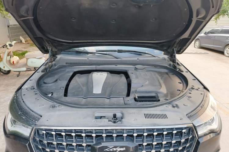 Used Zotye T700 2017 1.8T Dual-Clutch Flagship Model Engine Bay