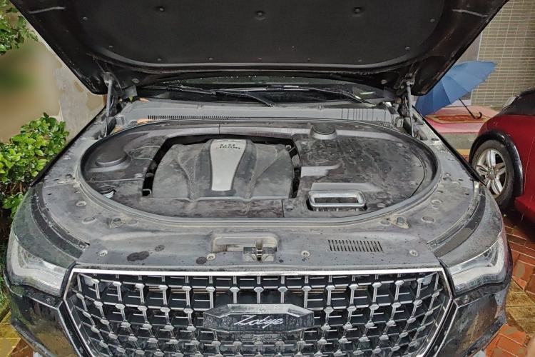 Used Zotye T700 2017 1.8T Dual-Clutch Flagship Model Engine Bay