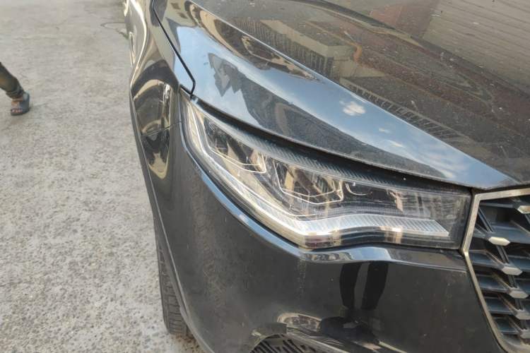 Used Zotye T700 2017 1.8T Dual-Clutch Luxury Model Exterior 6