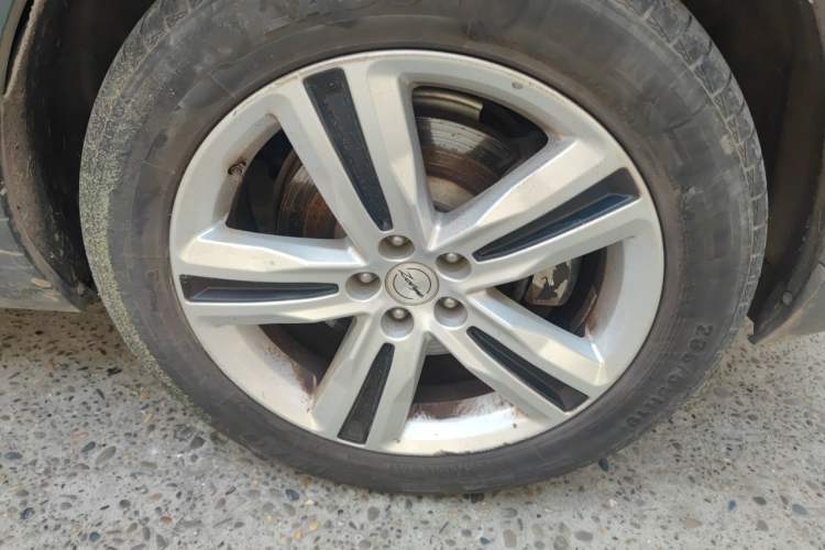 Used Zotye T700 2017 1.8T Dual-Clutch Luxury Model Exterior 7