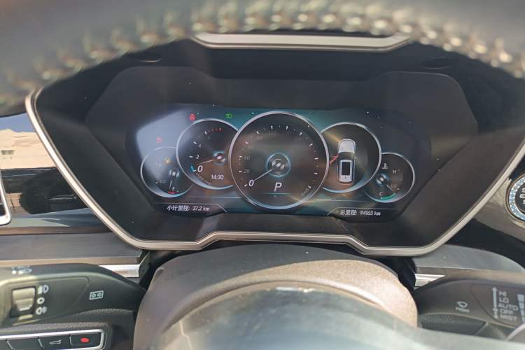 Used Zotye T700 2017 1.8T Dual-Clutch Prestige Model Instrument Cluster