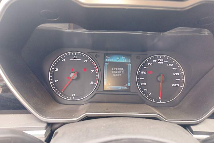 Used Zotye T700 2017 1.8T Dual-Clutch Luxury Model Instrument Cluster