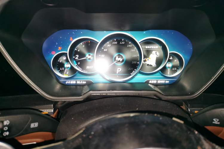Used Zotye T700 2017 1.8T Dual-Clutch Prestige Model Instrument Cluster