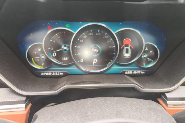 Used Zotye T700 2017 1.8T Dual-Clutch Prestige Model Instrument Cluster