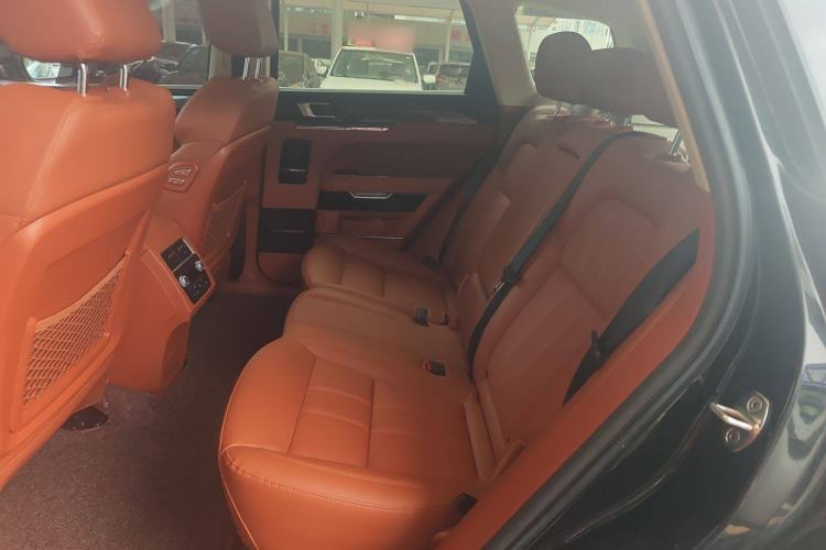 Used Zotye T700 2017 1.8T Dual-Clutch Prestige Model Interior 1