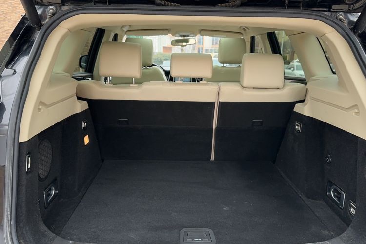 Used Zotye T700 2017 1.8T Dual-Clutch Prestige Model Interior 11