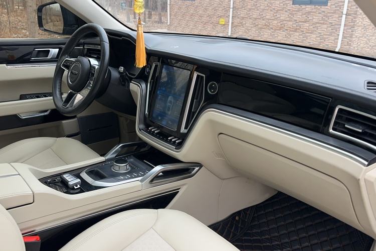 Used Zotye T700 2017 1.8T Dual-Clutch Prestige Model Interior 14