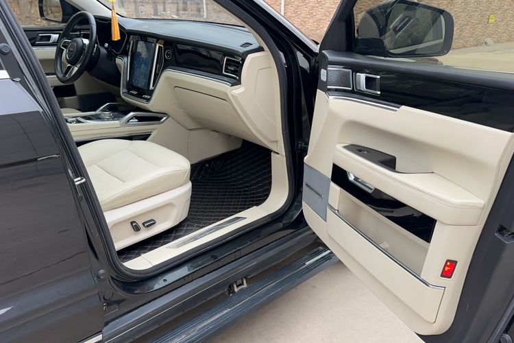 Used Zotye T700 2017 1.8T Dual-Clutch Prestige Model Interior 15