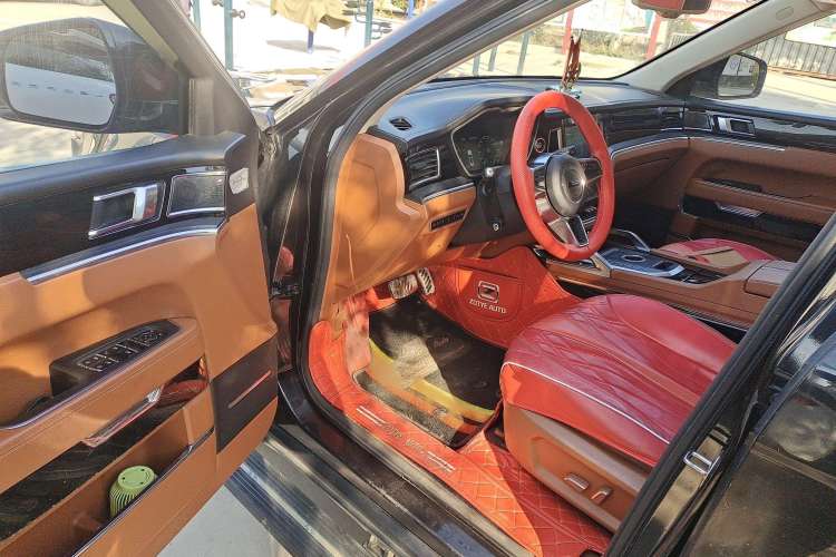 Used Zotye T700 2017 1.8T Dual-Clutch Prestige Model Interior 2