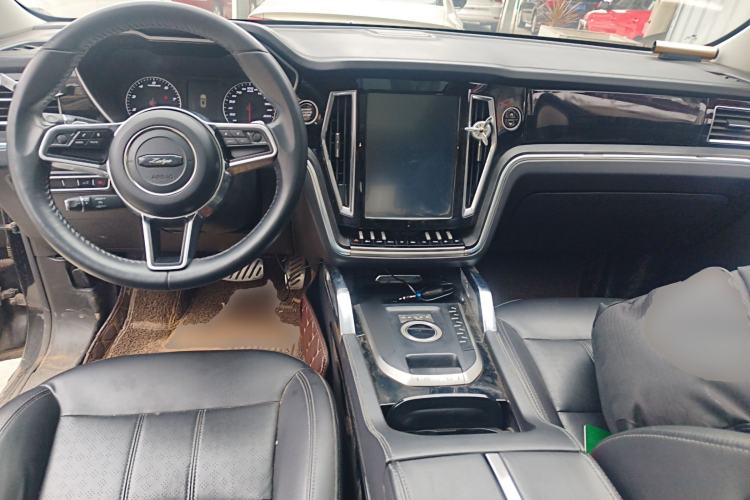 Used Zotye T700 2017 1.8T Dual-Clutch Luxury Model Interior 2