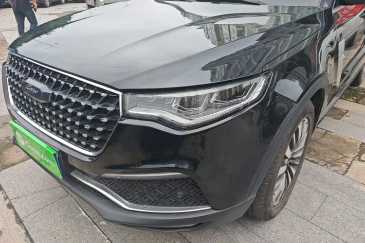 Used Zotye T700 2017 1.8T Dual-Clutch Prestige Model Left Front Headlight