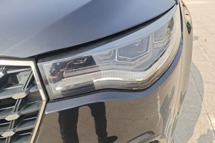 Used Zotye T700 2017 1.8T Dual-Clutch Prestige Model Left Front Headlight