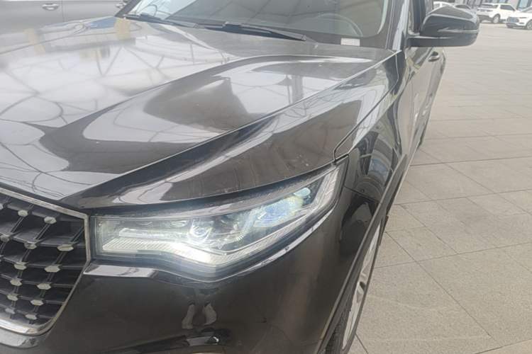 Used Zotye T700 2017 1.8T Dual-Clutch Luxury Model Left Front Headlight