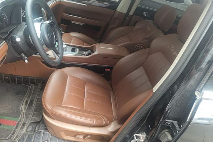Used Zotye T700 2017 1.8T Dual-Clutch Luxury Model Left Front Seat