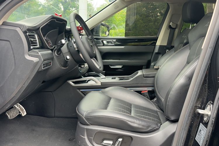 Used Zotye T700 2017 1.8T Dual-Clutch Luxury Model Left Front Seat