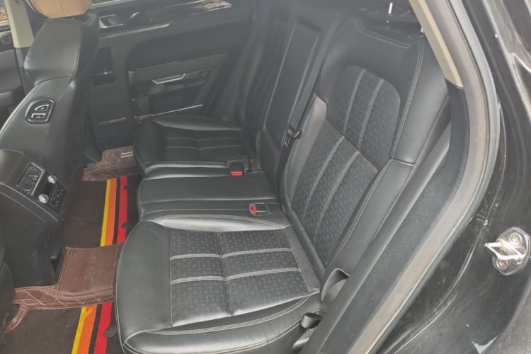 Used Zotye T700 2017 1.8T Dual-Clutch Prestige Model Left Rear Seat