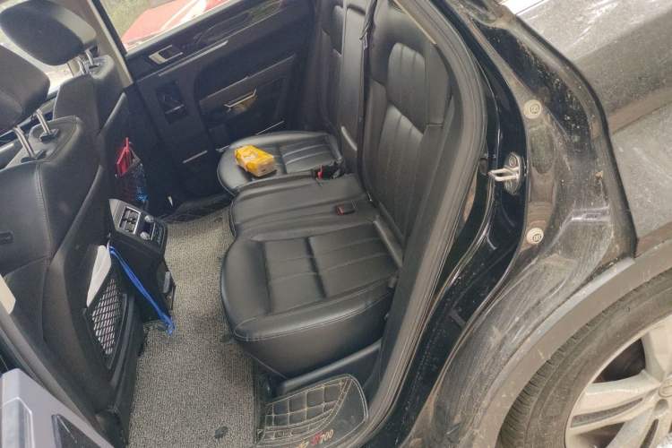 Used Zotye T700 2017 1.8T Dual-Clutch Prestige Model Left Rear Seat