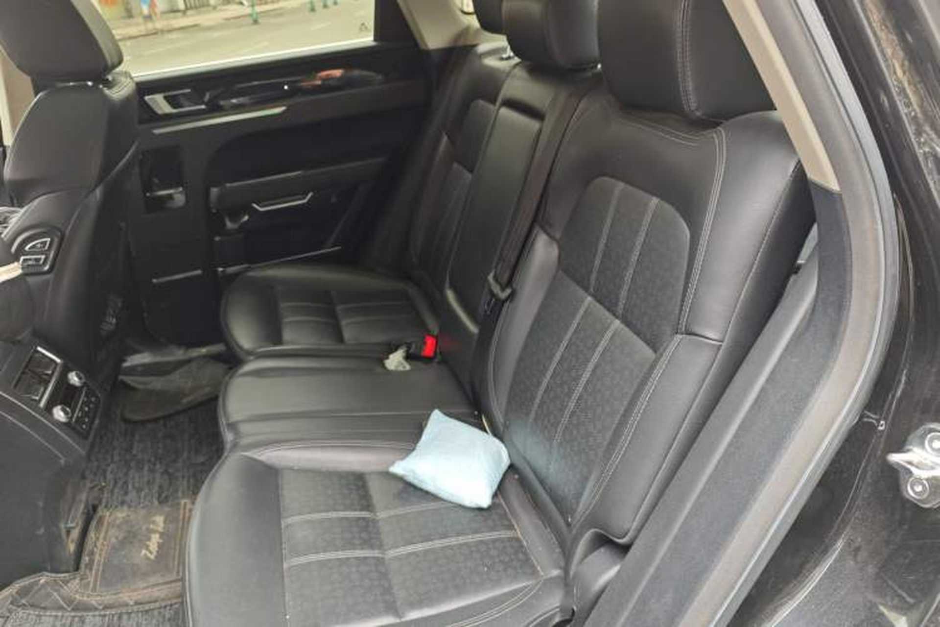 Used Zotye T700 2017 1.8T Dual-Clutch Prestige Model Left Rear Seat