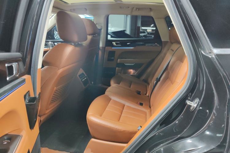 Used Zotye T700 2017 1.8T Dual-Clutch Luxury Model Left Rear Seat
