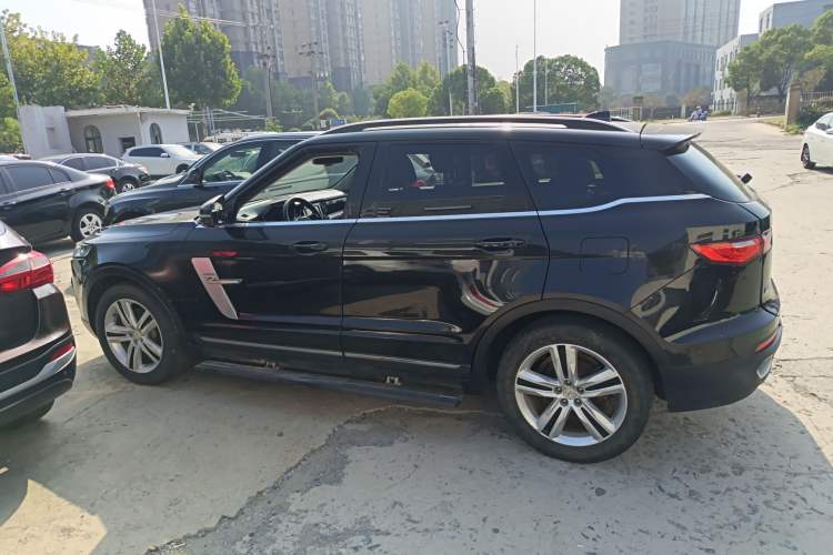 Used Zotye T700 2017 1.8T Dual-Clutch Prestige Model Left Side