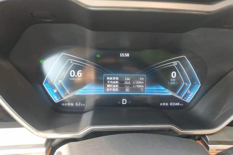Used Zotye T700 2017 1.8T Dual-Clutch Flagship Model Odometer Close Up