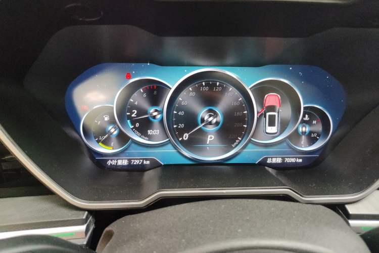 Used Zotye T700 2017 1.8T Dual-Clutch Prestige Model Odometer Close Up
