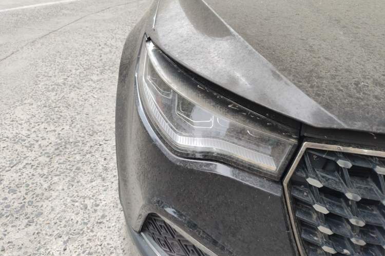 Used Zotye T700 2017 1.8T Dual-Clutch Prestige Model Right Front Headlight