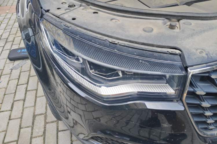 Used Zotye T700 2017 1.8T Dual-Clutch Flagship Model Right Front Headlight