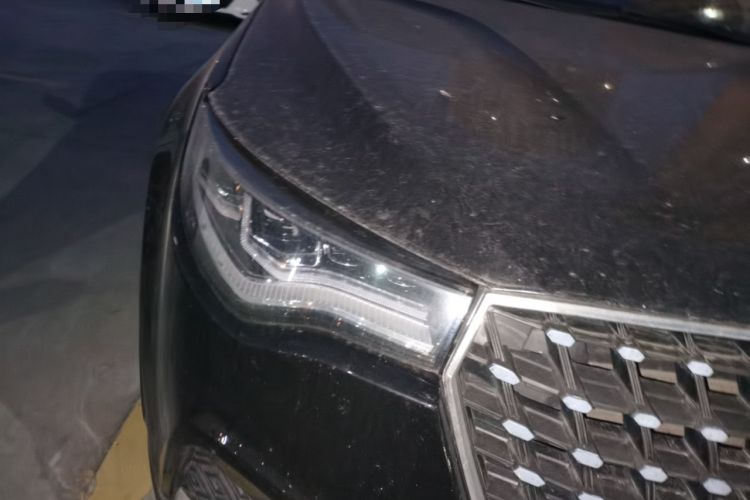 Used Zotye T700 2017 1.8T Dual-Clutch Prestige Model Right Front Headlight