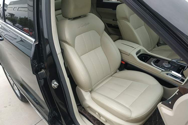 Used Zotye T700 2017 1.8T Dual-Clutch Luxury Model Right Front Seat