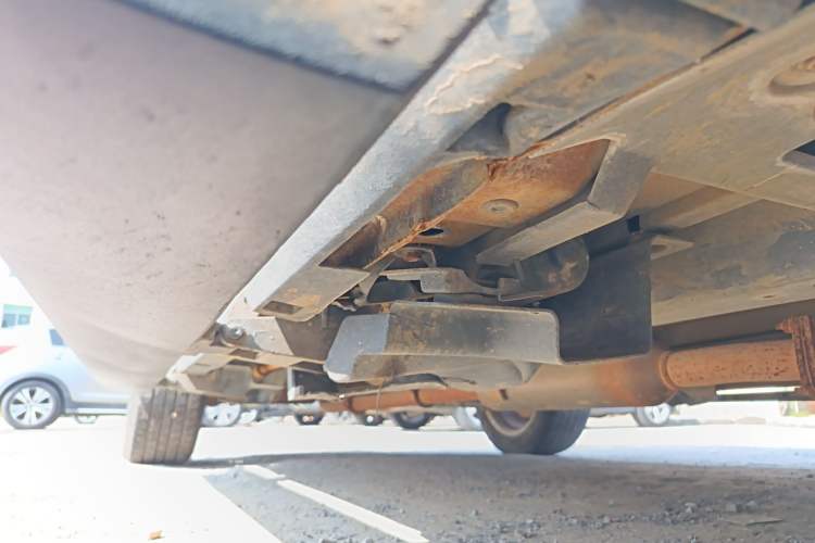Used Zotye T700 2017 1.8T Dual-Clutch Prestige Model Right Side Sill