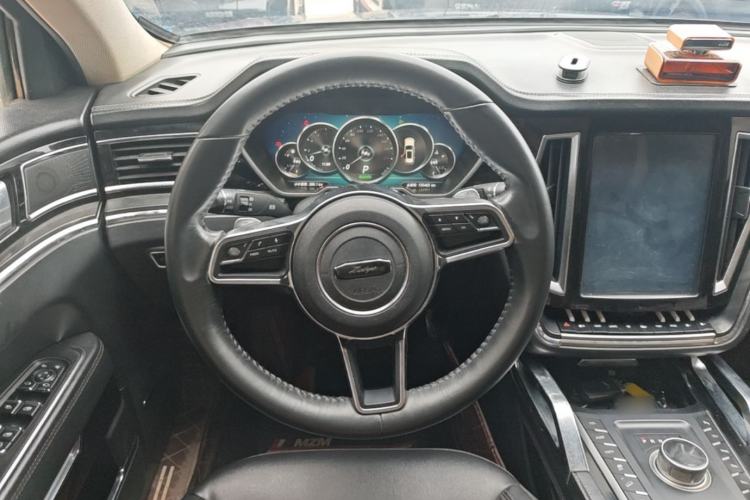 Used Zotye T700 2017 1.8T Dual-Clutch Prestige Model Steering Wheel