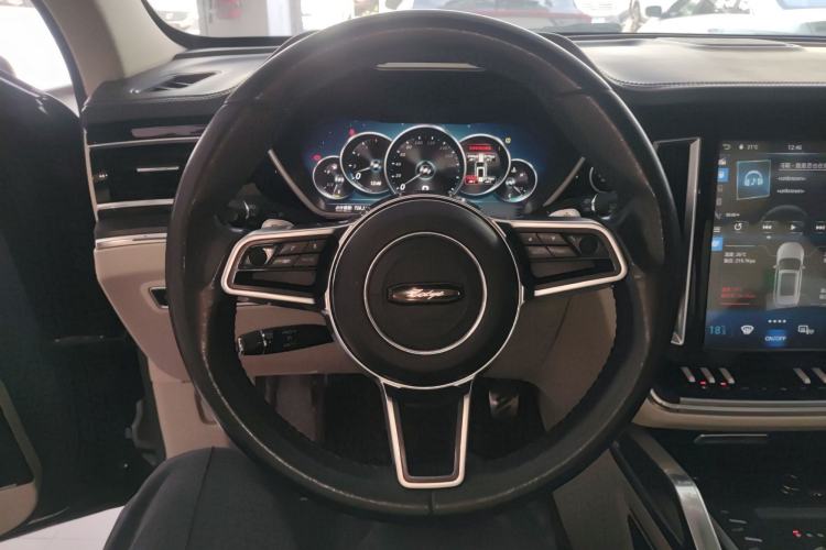 Used Zotye T700 2017 1.8T Dual-Clutch Prestige Model Steering Wheel