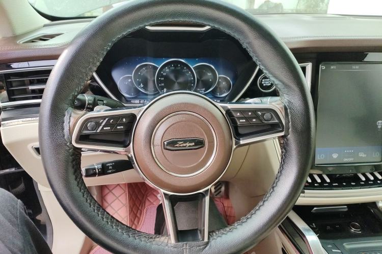 Used Zotye T700 2017 1.8T Dual-Clutch Prestige Model Steering Wheel