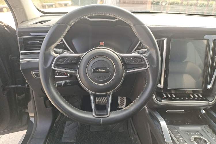 Used Zotye T700 2017 1.8T Dual-Clutch Prestige Model Steering Wheel