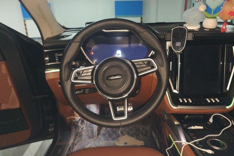 Used Zotye T700 2017 1.8T Dual-Clutch Prestige Model Steering Wheel