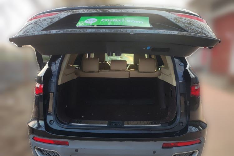 Used Zotye T700 2017 1.8T Dual-Clutch Prestige Model Trunk