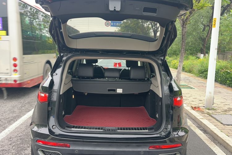 Used Zotye T700 2017 1.8T Dual-Clutch Luxury Model Trunk